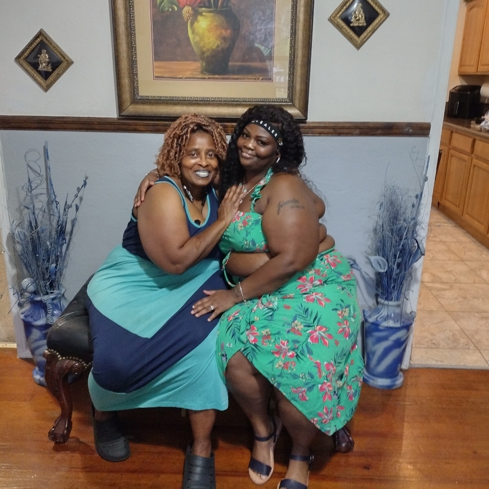 LOVE - Picture 6 of 16